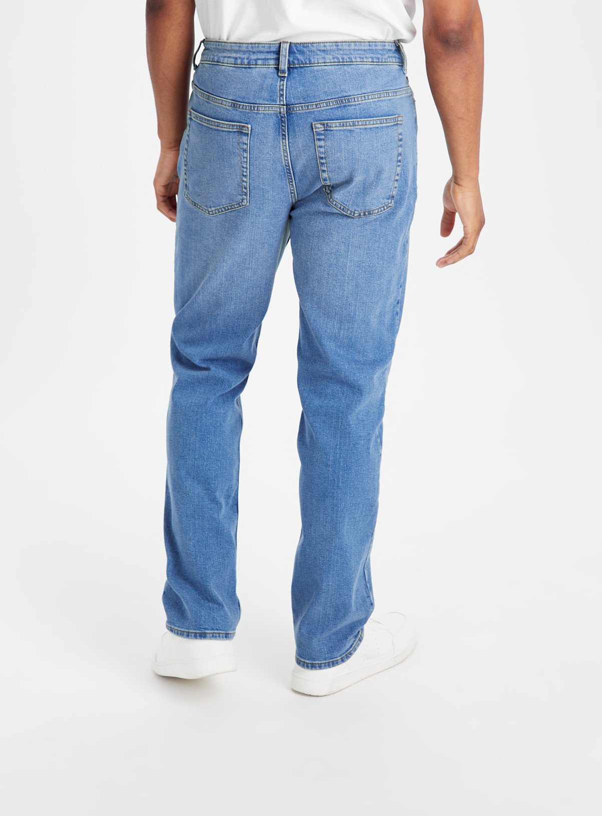 The Light Wash Everyday Denim Jeans 44S - Image 5 thumbnail
